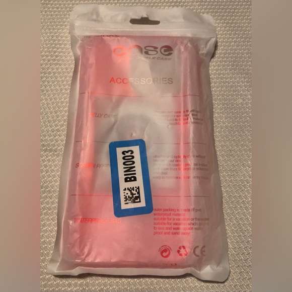 iPhone 15 Pro Max Fashion Case - Picture 4 of 4